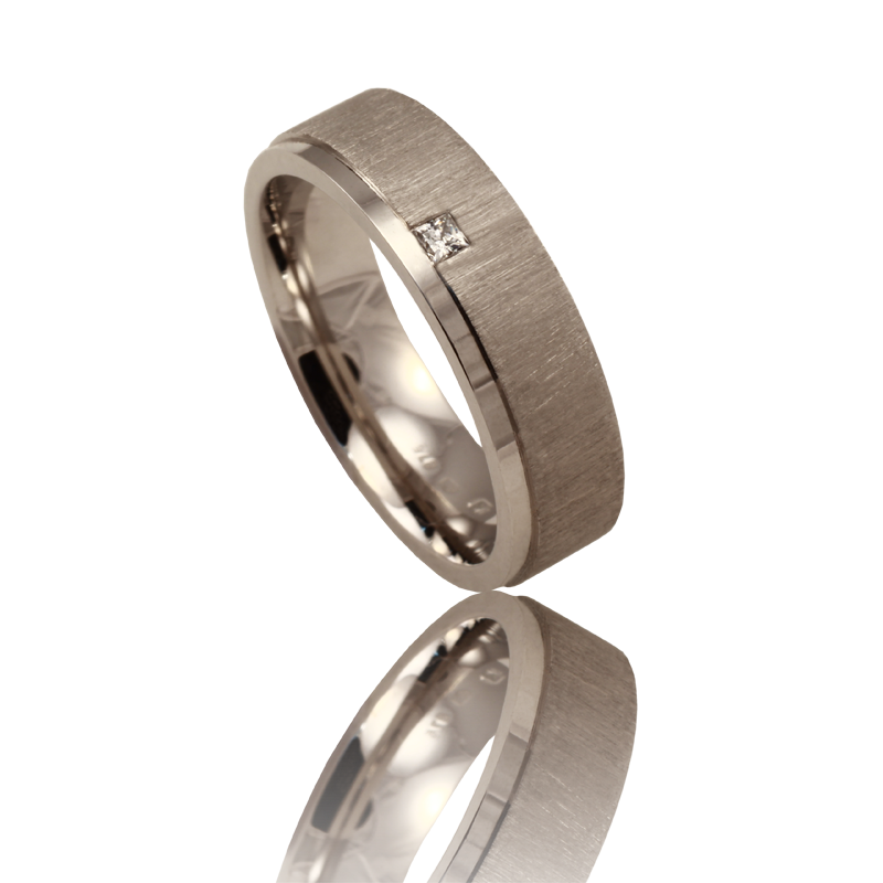 White gold wedding ring