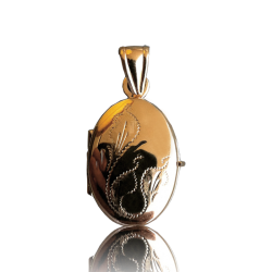 Yellow gold medal